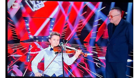 Francesco Maugeri incanta i giudici a The Voice Kids