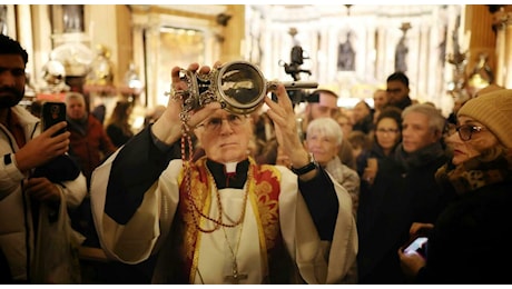 Miracolo di San Gennaro a Napoli 16 dicembre 2024: il sangue si è sciolto alle 17.43