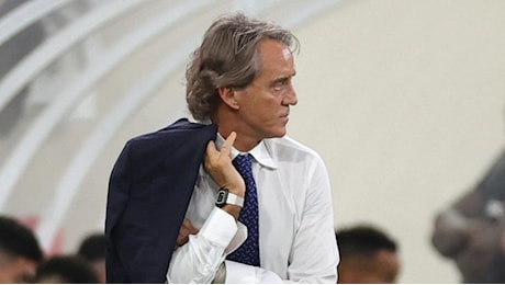 Roberto Mancini, lite con i tifosi per il pareggio dell'Arabia Saudita con il Bahrain