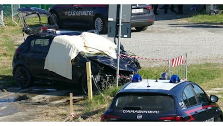 Cremona, auto nel fiume Po con ex coniugi morti: c’è l’ipotesi del femminicidio-suicidio