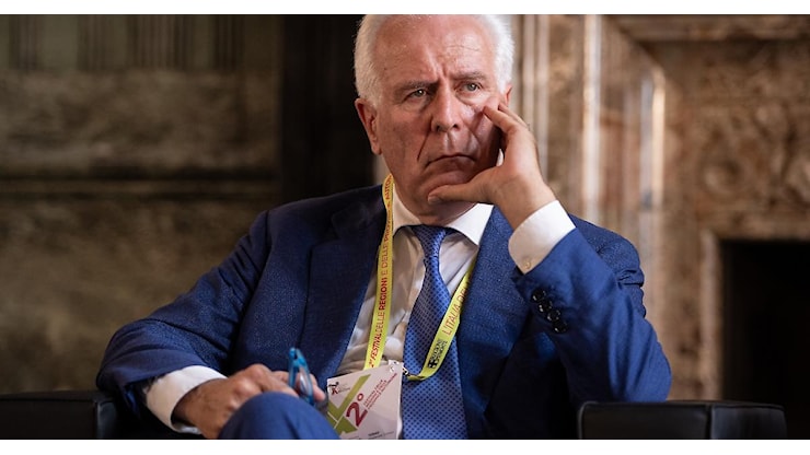 Il presidente Eugenio Giani agli orafi: Sostegno alle imprese di fronte all’incertezza internazionale - Corriere di Arezzo Il presidente Eugenio Giani agli orafi: Sostegno alle imprese di fronte all’incertezza internazionale - Corriere di Arezzo