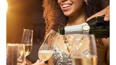 Quali sono i migliori “Champagne economici” per le feste? Ecco i grandi vini a prezzi pop