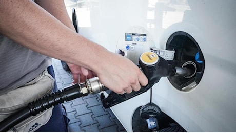 Accise diesel e benzina: cosa cambia nella manovra 2025