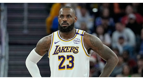 LeBron James: Potrei giocare altri 5-7 anni se volessi. Ritirarmi coi Lakers? Questo è il piano