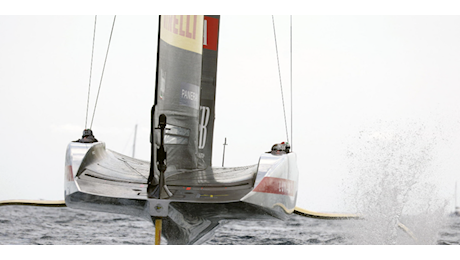 Finale Louis Vuitton Cup, Luna Rossa passa in vantaggio: 1-0 contro Ineos Britannia