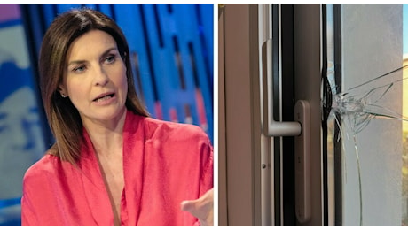 Alessandra Moretti, furto in casa mentre tornava dall'Europarlamento: «Non sappiamo di che nazionalità erano i ladri»