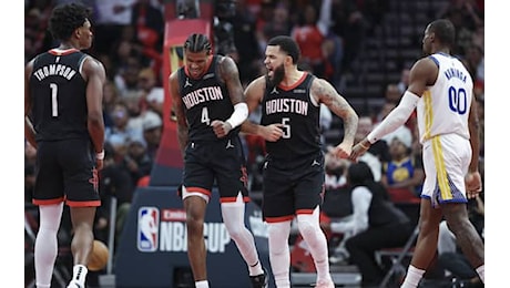 NBA 2024-25, Knicks e Warriors KO, Hawks e Rockets in semifinale di NBA Cup. I risultati della notte