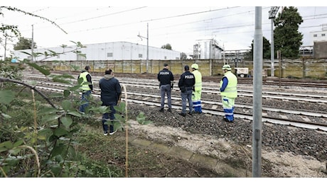 Tre indagati per la morte dell’operaio investito lungo i binari nel Bolognese