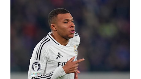 Mbappé partirà per l'Intercontinentale con il Real Madrid da infortunato: potrebbe non giocare