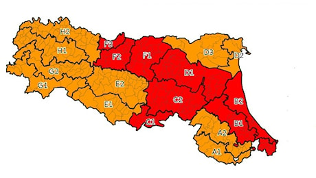 Allerta rossa Emilia Romagna, emergenza maltempo: scuole chiuse e allarme idrico, si temono esondazioni