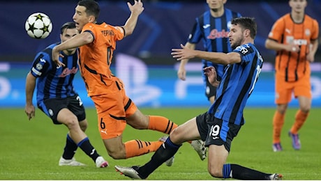 Shakhtar-Atalanta, le pagelle: Lookman imperversa (7,5). Muro Kossounou (7,5)