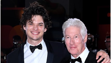 Chi è Homer James Jigme, il bellissimo figlio di Richard Gere che ha stregato Venezia