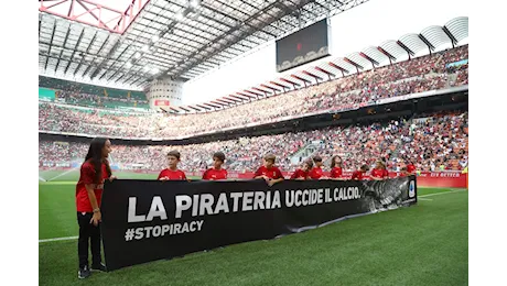 Pirateria, maxi blitz: smantellata rete da 22 milioni di utenti, 11 arresti