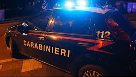 Omicidio a Garbagnate Milanese: pensionato di 78 anni spara e uccide l’amante della moglie