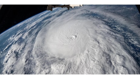 Florida colpita da vari tornado in attesa dell' uragano Milton