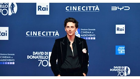 Timothée Chalamet ai David di Donatello omaggia l'Italia: «Avrei infranto i record di Totti»