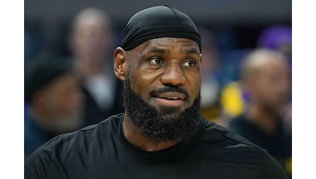 LeBron: Potrei giocare per altri 7 anni, ma non lo farò