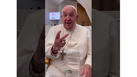 Il Papa: non possiamo chiudere la porta al migrante. Dio lo ama