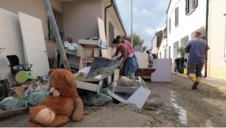 Alluvione in Emilia-Romagna, Prodi: “Il commissario Figliuolo è stato lento, Bonaccini forse avrebbe fatto prima”