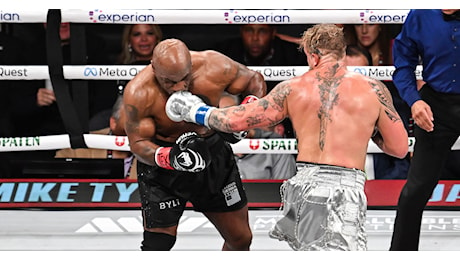 Mike Tyson sconfitto ai punti da Jake Paul ai punti, perde anche Casamonica