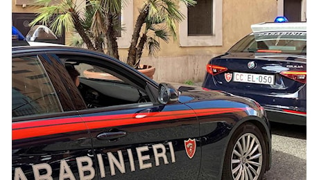 Incidente nel leccese, investiti da auto: un morto e un ferito grave