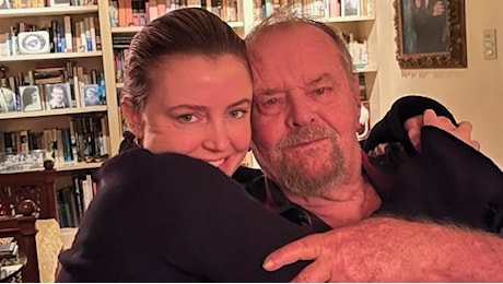 Jack Nicholson riappare in pubblico dopo due anni: la foto della figlia Lorraine