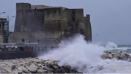 Venti forti e mare agitato, in Campania allerta meteo prorogata fino a venerdì 27 dicembre