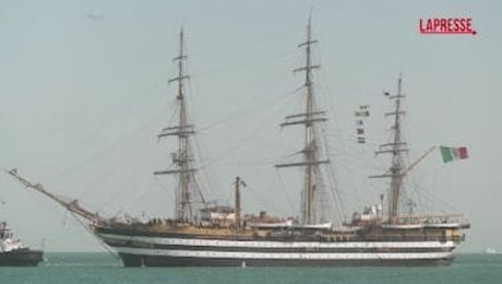 Qatar, Nave Amerigo Vespucci arriva a Doha: inaugurato il Villaggio Italia