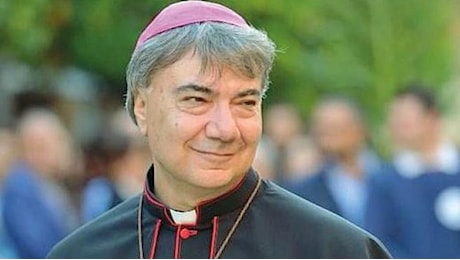 Il Papa nomina monsignor Mimmo Battaglia cardinale: parteciperà al Concistoro del 7 dicembre