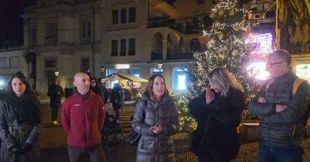 Revocati Gli Arresti La Sindaca Santi Torna In Piazza A Riva Tre Giorni Difficili Grazie A