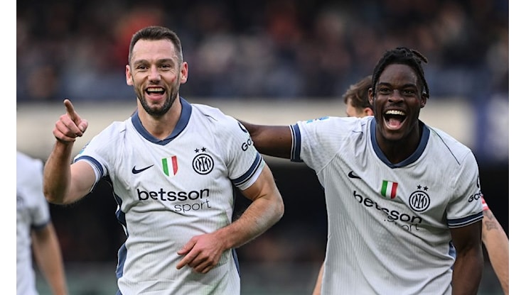 De Vrij a Inter TV: «Non è mai scontato, dipende tutto da noi. Col Bayern una sfida importante, faremo di tutto per…» - InterNews24.com De Vrij a Inter TV: «Non è mai scontato, dipende tutto da noi. Col Bayern una sfida importante, faremo di tutto per…» - InterNews24.com
