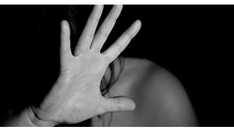 Stuprata mentre tornava a casa da una sagra: arrestato un 24enne nel Mantovano