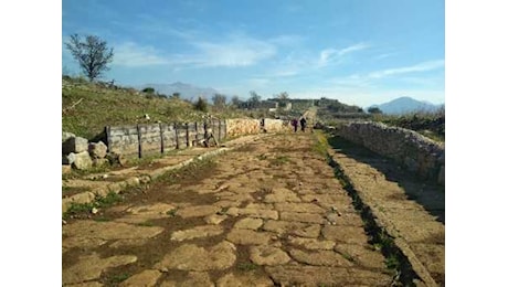 Via Appia, escluso tratto pontino dal tracciato Unesco: scoppia la polemica