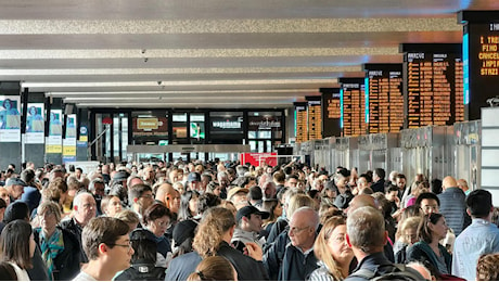 Il guasto alla centralina di Roma e la linea da mille watt senza gruppo elettrogeno: ecco perché la rete ferroviaria è andata in tilt