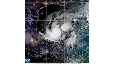 L’uragano Milton si rafforza ancora, è di categoria 4: allerta massima in Florida