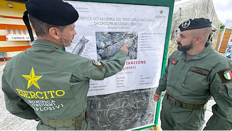 Gli artificieri dell’Esercito disinnescano una bomba d’aereo in provincia di Mantova