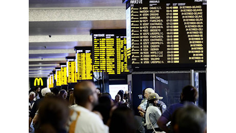 Caos treni, solo per un chiodo. Salvini: L'impresa deve rispondere