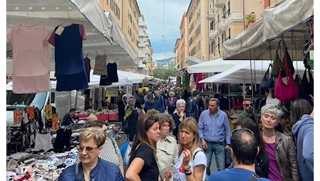 Genova, oltre 500 banchi in corso Torino per la fiera di San Pietro