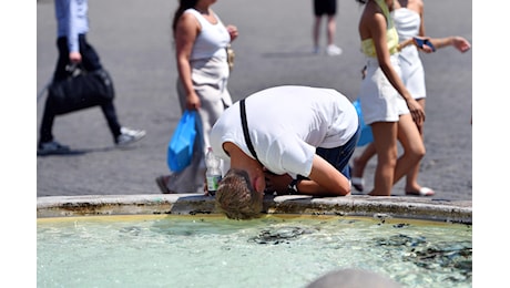 Caldo afoso, notti 'bollenti' e temperature record: Ferragosto infuocato sull'Italia