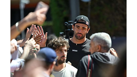 Internazionali: Berrettini gioca con ragazzi e ragazze a Piazza del Popolo