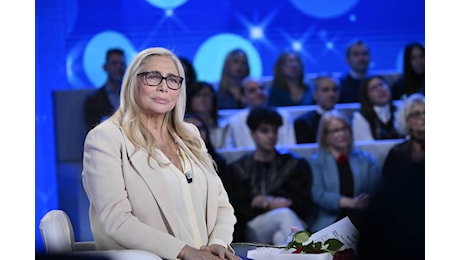 Domenica In, gli ospiti di oggi domenica 13 aprile: chi c'è in studio con Mara Venier
