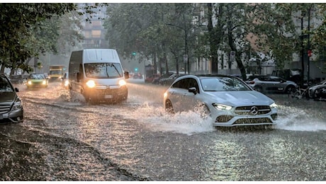 Freddo e vento forte, le previsioni meteo: allerta arancione in Lombardia e gialla in 15 regioni. Quando pioverà (e dove)