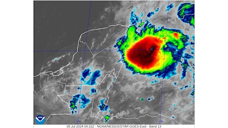 L’uragano Beryl si rafforza, landfall imminente sulla penisola messicana dello Yucatan