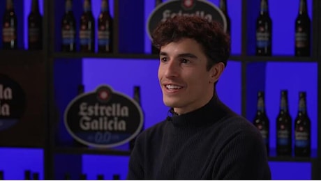 Marc Marquez risponde al bar dalla festa della birra: Ora posso vincere. Pecco Bagnaia? É lui che comanda