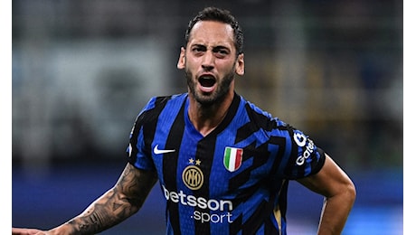 Calhanoglu: «L’Inter è un grande club, ogni anno abbiamo lottato per obiettivi importanti! Su Sneijder e il mio numero di maglia…»