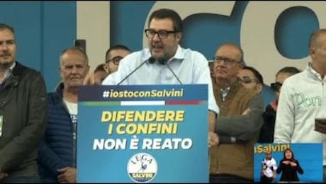 Salvini: Abbraccio Bossi-Maroni che ci hanno accompagnato fin qui