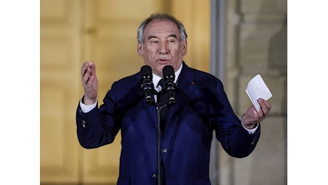 La Francia ha un nuovo governo: la scelta di Bayrou. Tutti i ministri