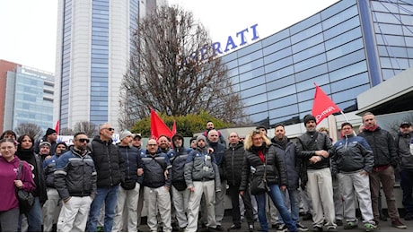 Basta stipendi d’oro ai manager. Alla Maserati sciopero e presidio