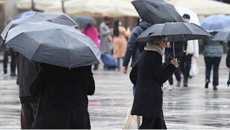 Previsioni meteo, Italia ancora sotto la pioggia: ecco quando finisce il maltempo