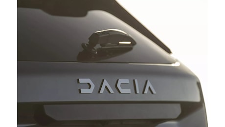 Dacia, promo di lancio a meno di 10.000 euro per il nuovo mega Suv: segna la data, arriva tra pochi giorni